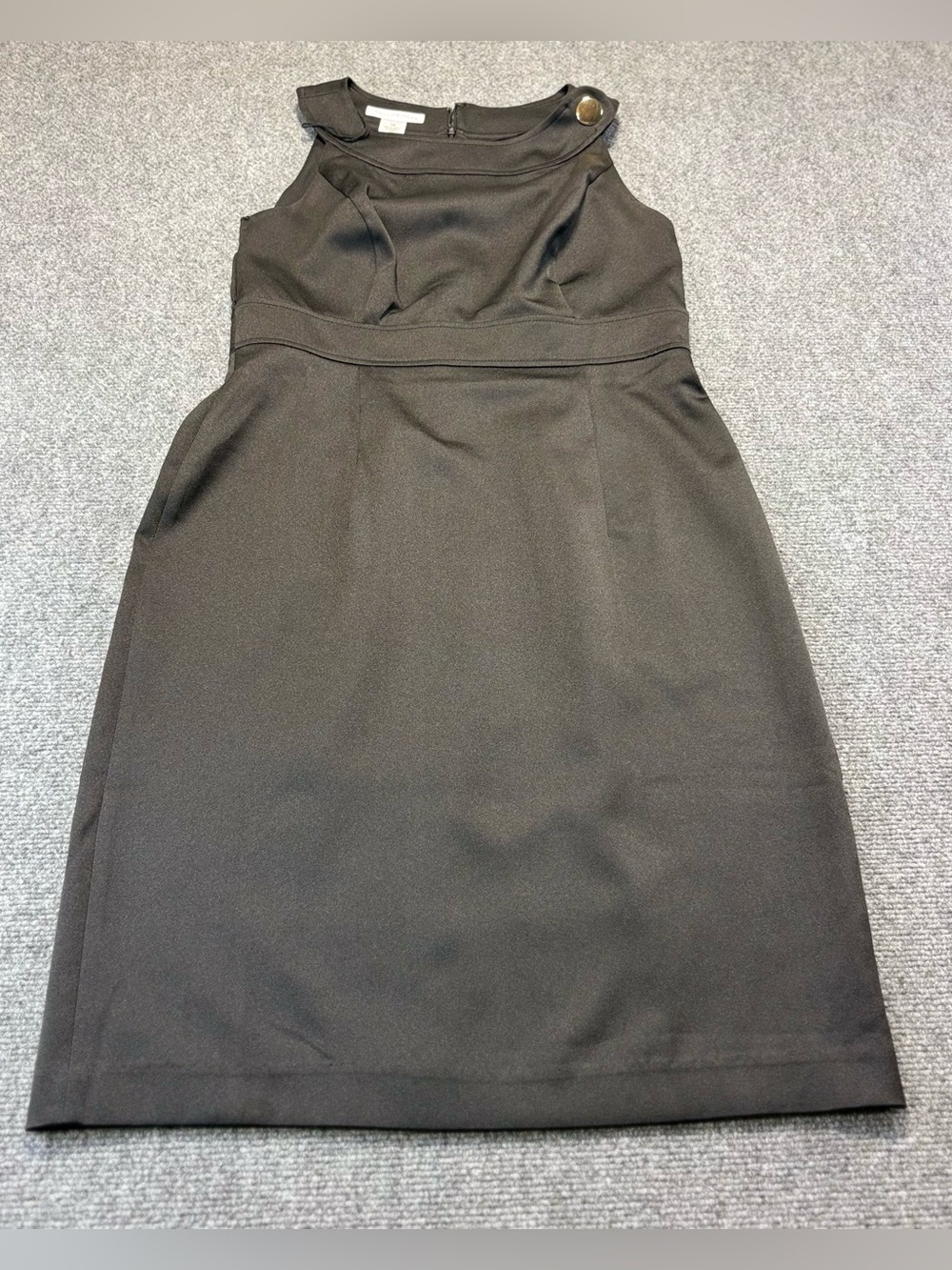 LONDON TIMES Womens Size 10
Polyester Blend Black Sheath Dress